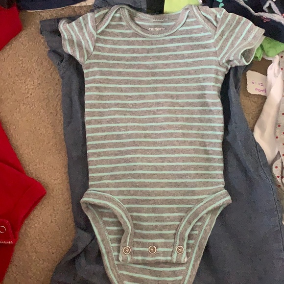 Newborn striped button up onesie - Picture 1 of 2